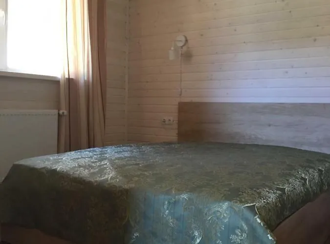аквамарин Yaremche